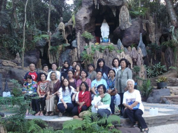 Lingkungan Bunda Maria Ziarek ke Lampung