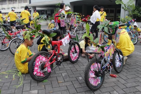 Family Fun Bike - Family Premium Time, Kompak Bersaudara, Seru Bersepeda